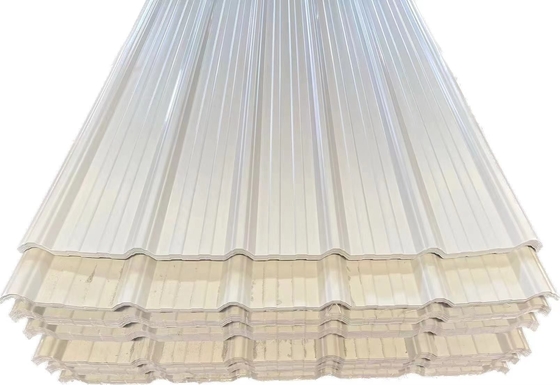 Folha de telhado de PVC de isolamento térmico anticorrosivo para fábrica de garagem